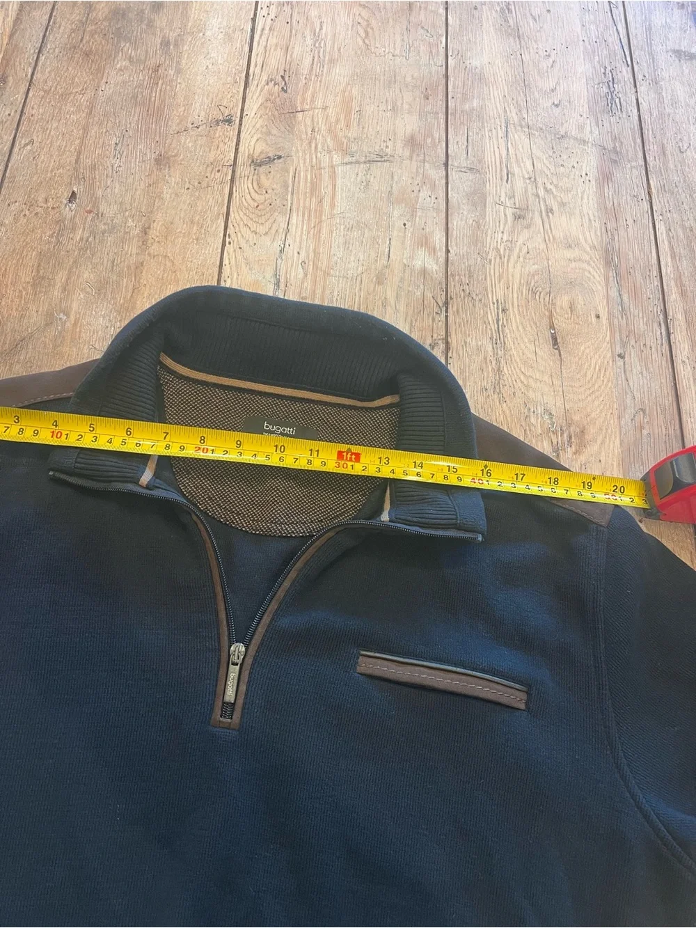 Bugatti Men’s Blue 1/4 Zip Mock Neck Knit Sweatshirt Logo Size XL Suede Accents